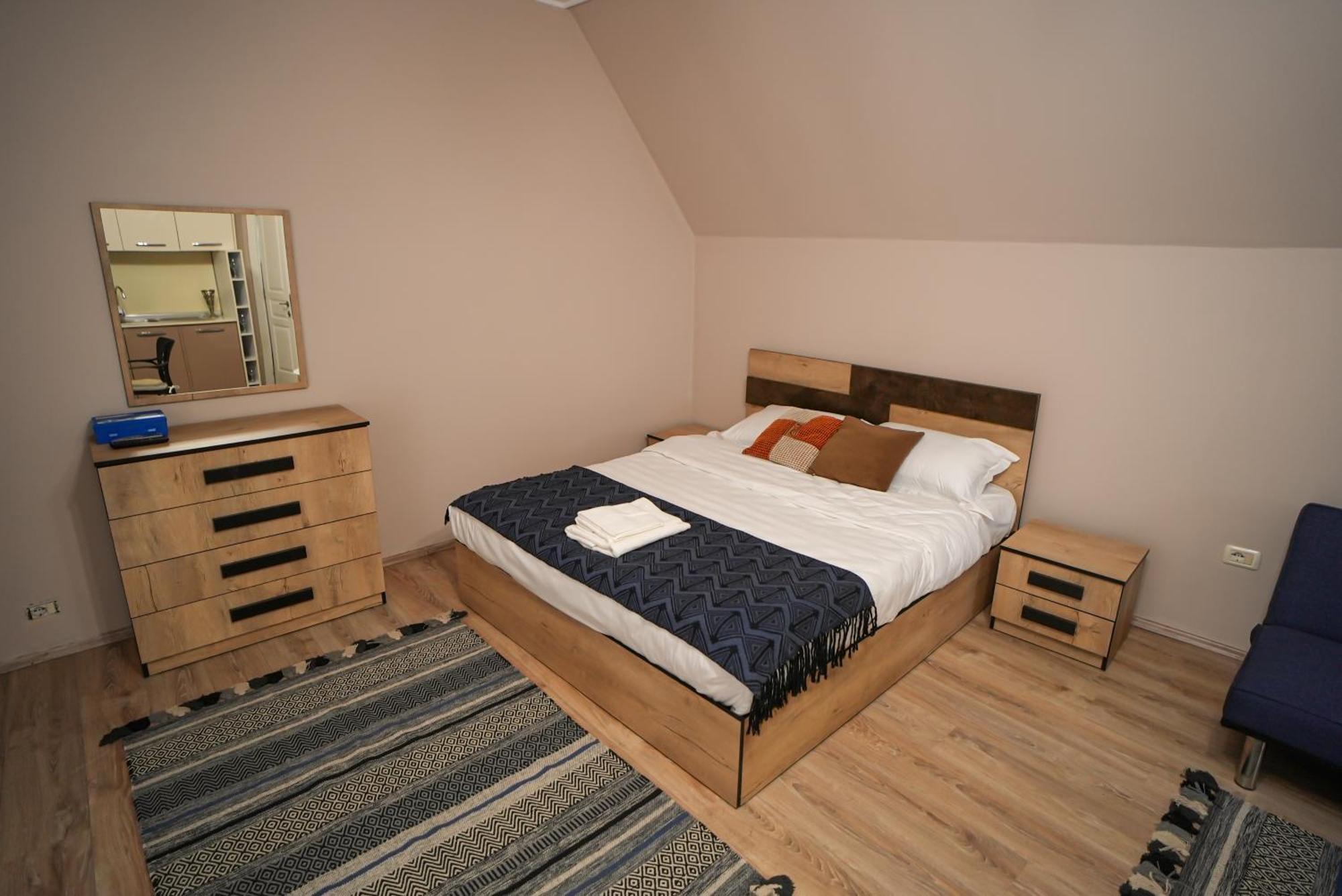 Grandpa House - Studio App.2 Tirana Extérieur photo